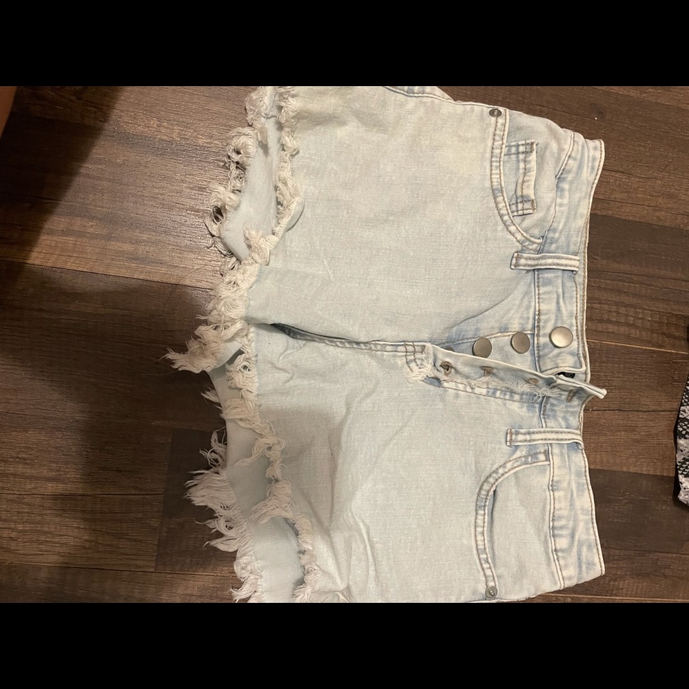 Juniors denim shorts